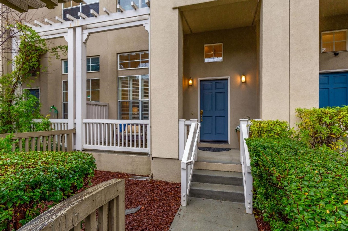 106 Alley Way, Mountain View, CA 94040