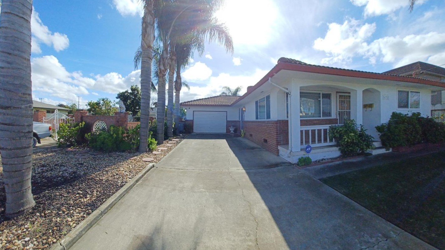 671 Wiebe Way, Hollister, CA 95023