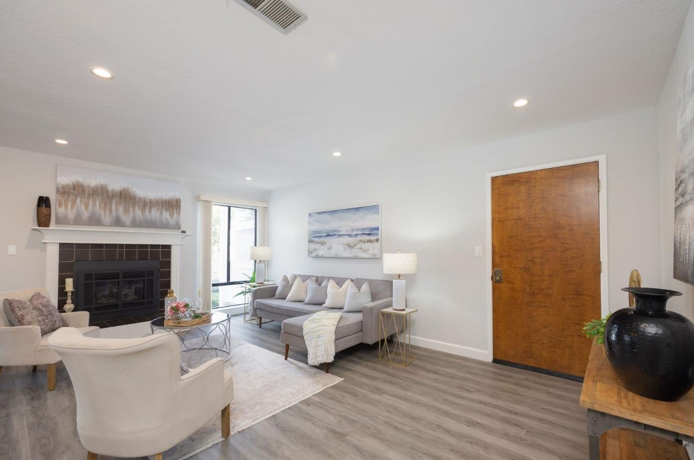 450 Cypress Ave, Princeton by the Sea, CA 94019