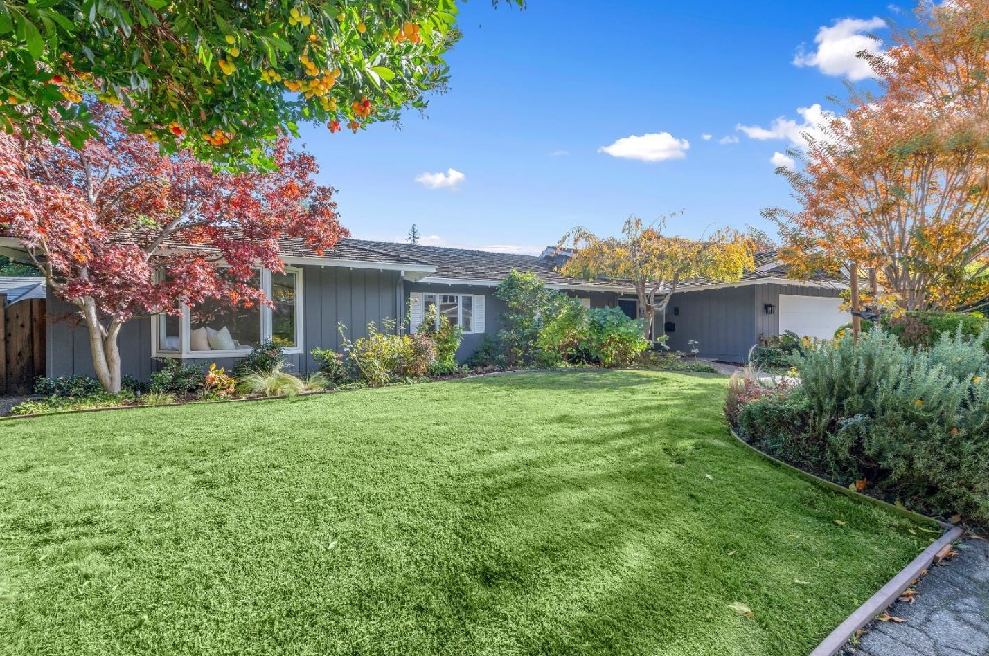 1360 Hillview Dr, Menlo Park, CA 94025-5513