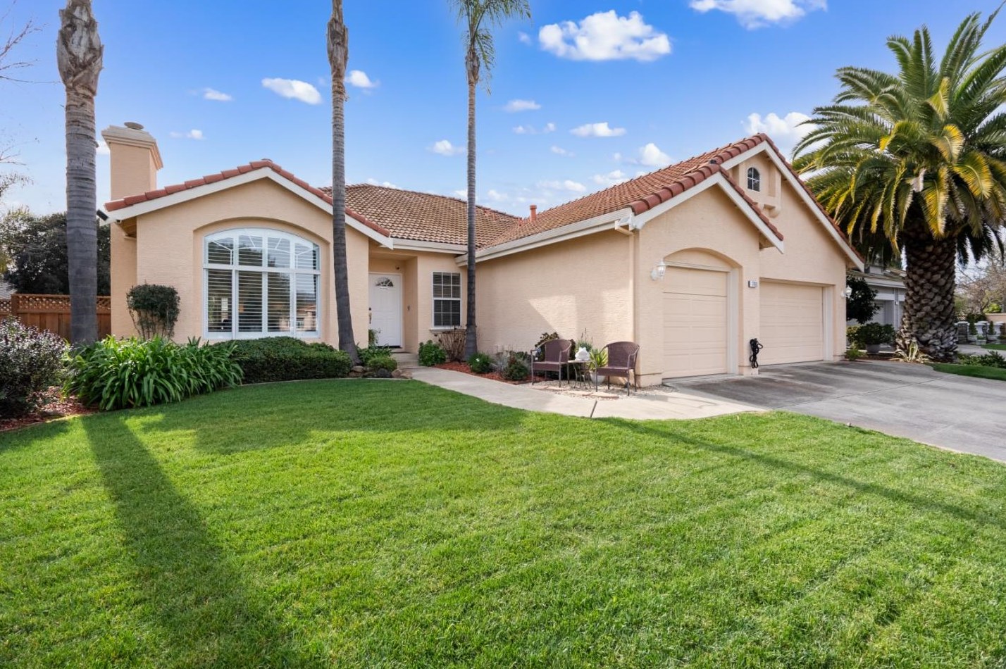 17499 Belletto Dr, Morgan Hill, CA 95037
