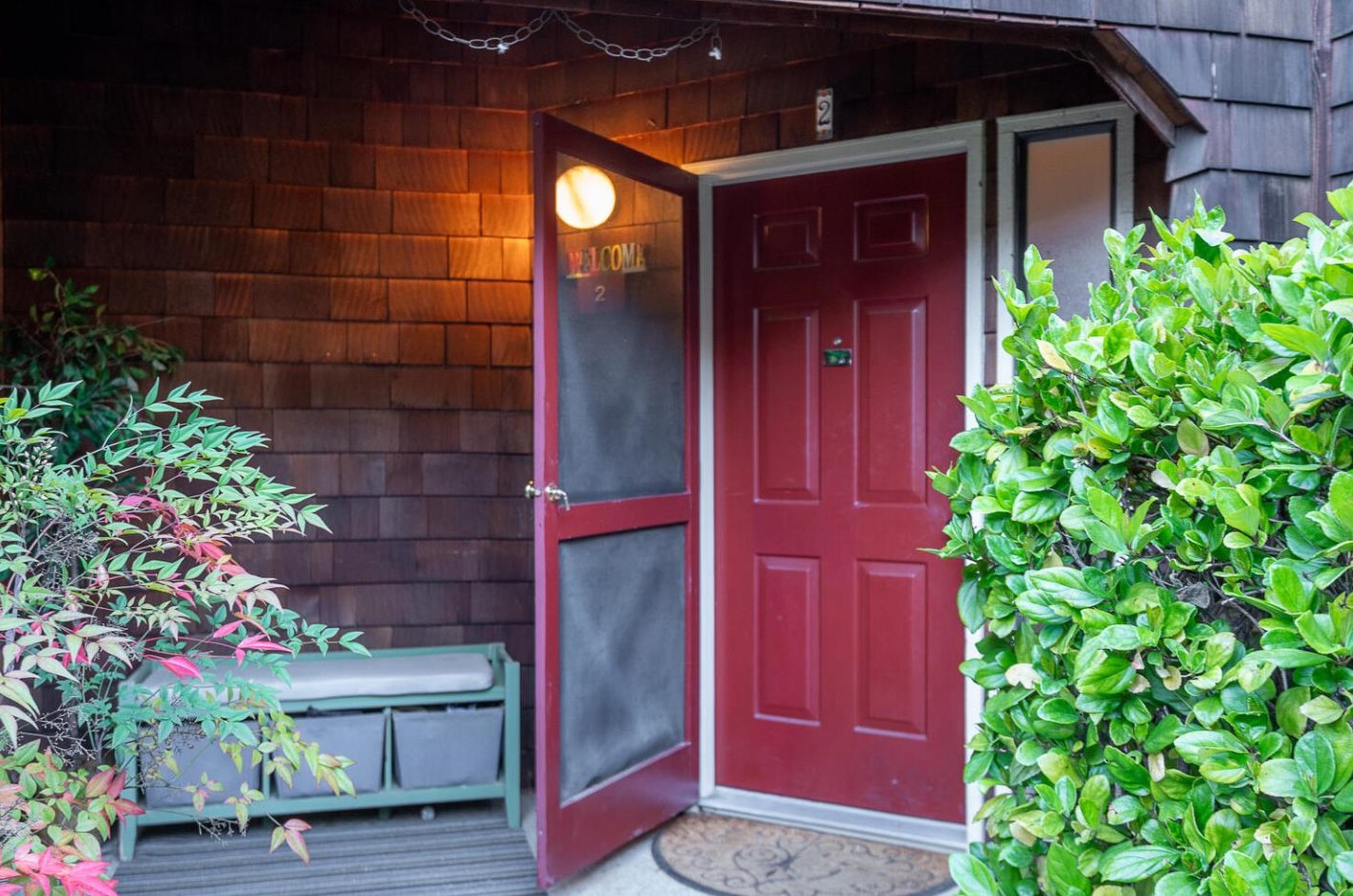 2 Peter Coutts Cir, Palo Alto, CA 94305