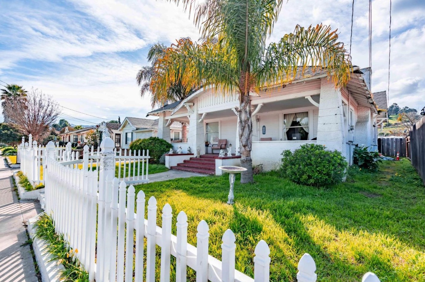 411 The Alameda, San Juan Bautista, CA 95045