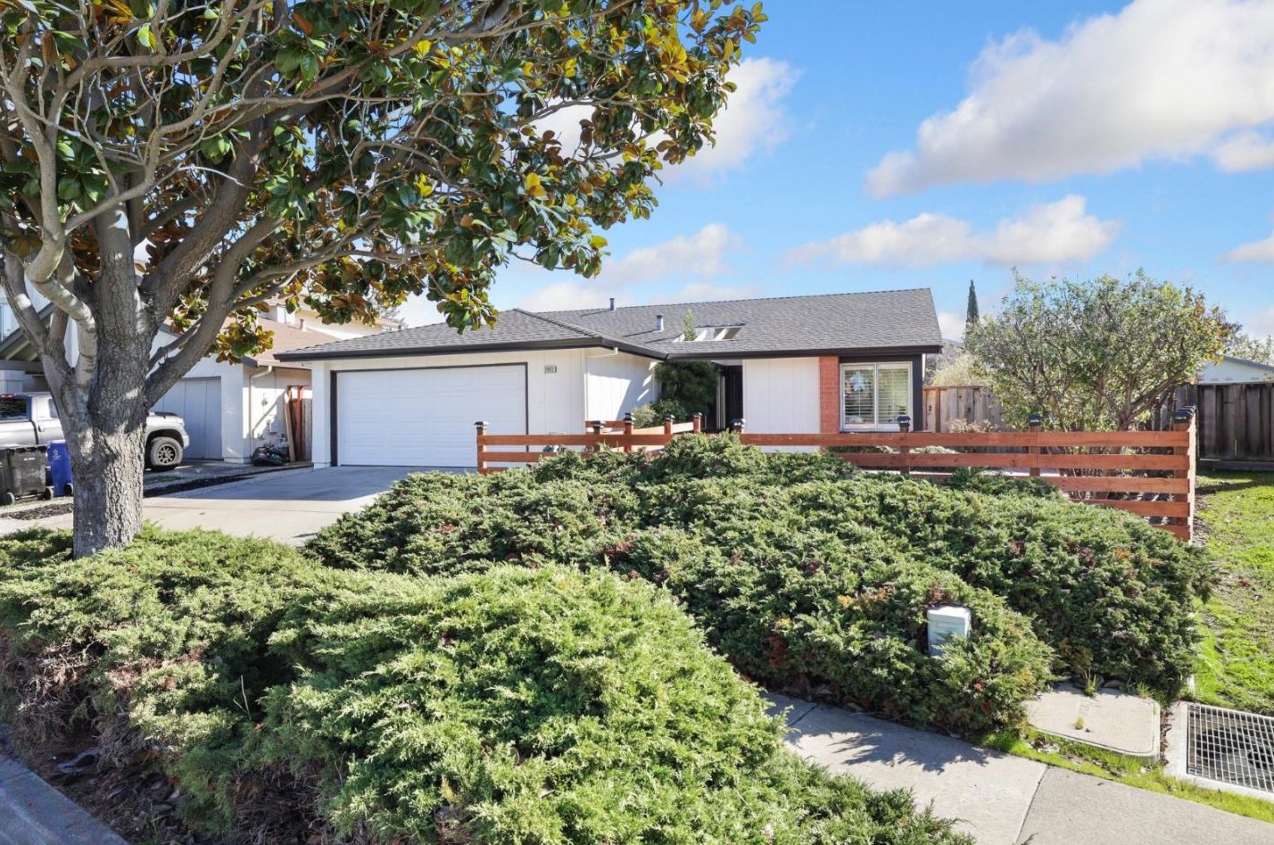 33852 Cassio Cir, Fremont, CA 94555