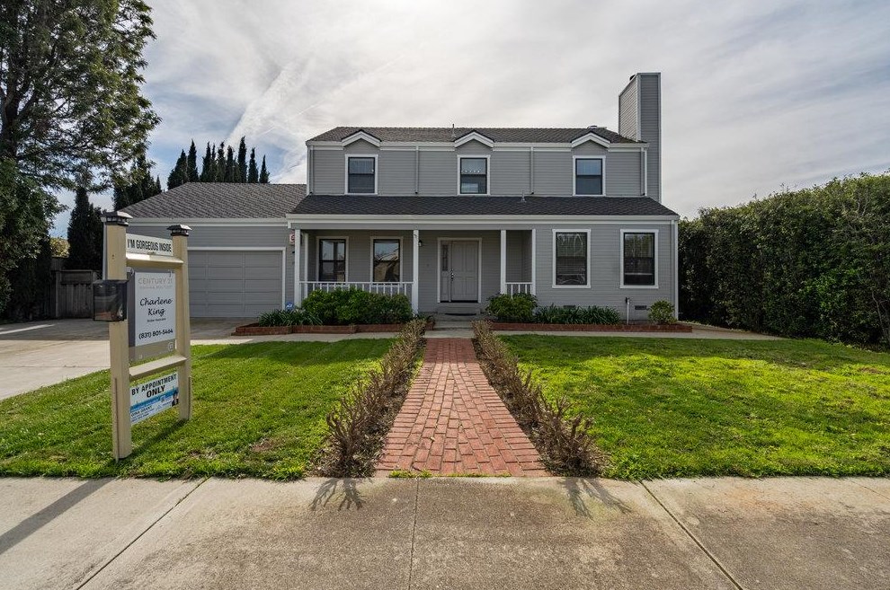 1571 Hall Ave, Hollister, CA 95023