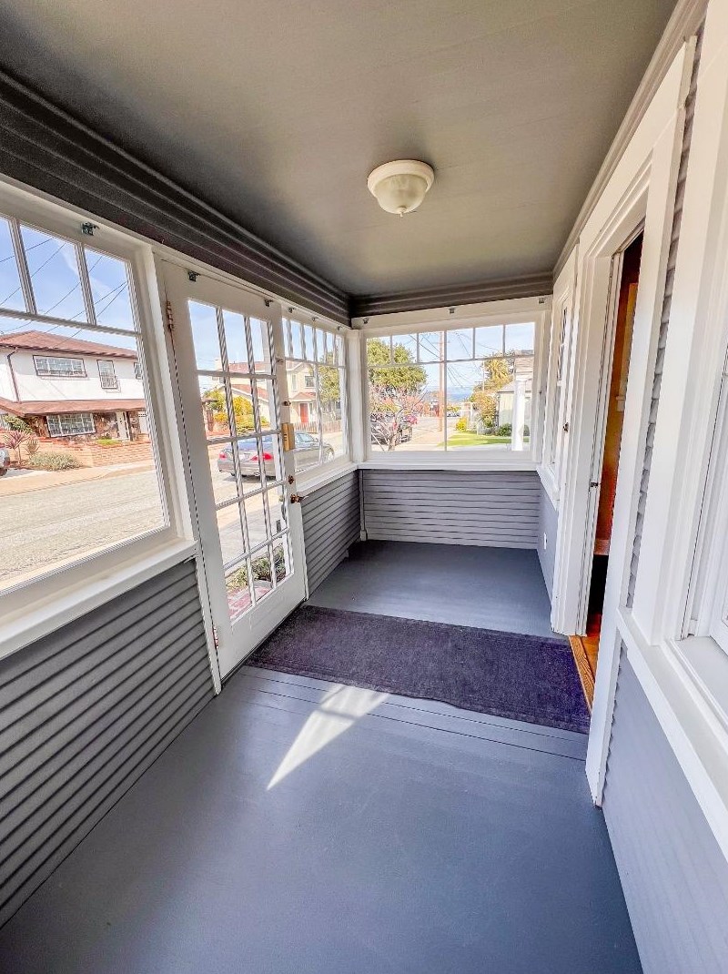 515 7th St, Del Monte Park, CA 93950