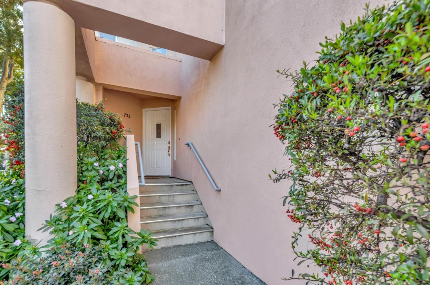 733 Mediterranean Ln 422, Redwood City, CA 94065