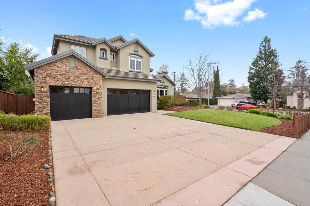 605 Price Dr, Morgan Hill, CA 95037