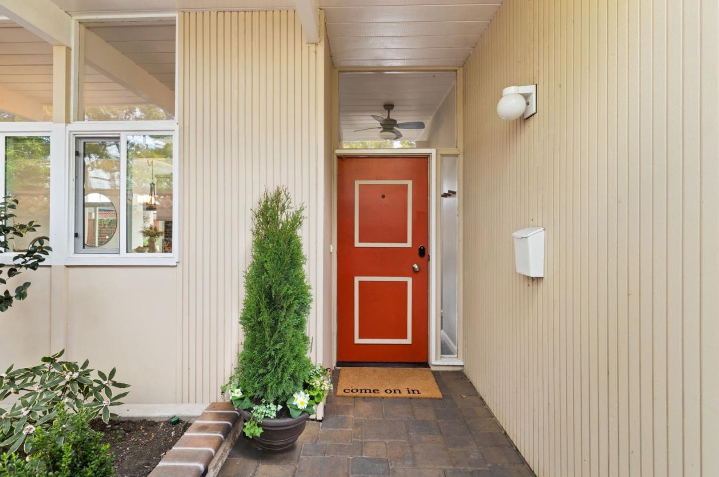 1744 Celeste Dr, San Mateo, CA 94402-2604