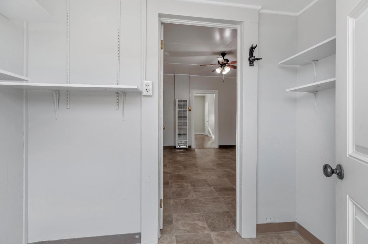 1023 Victoria St, Hollister CA  95023-4847 exterior