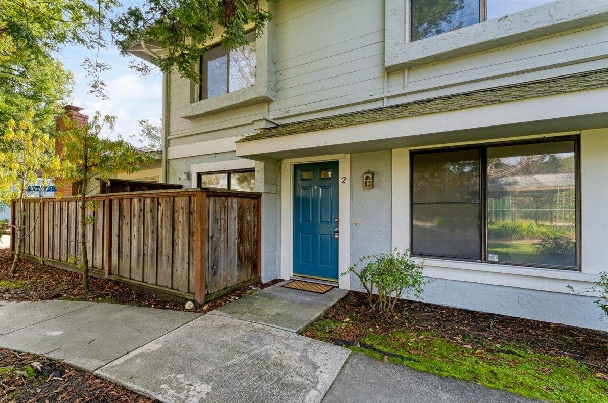 1118 Callas Ln 2, Capitola, CA 95010