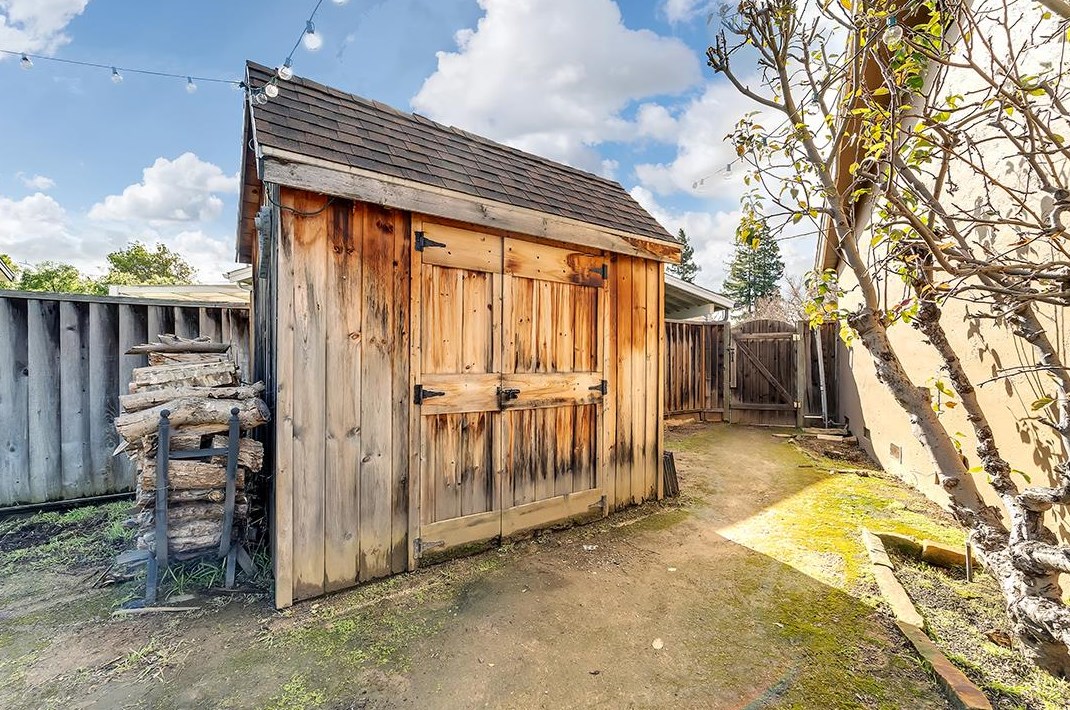 1214 Greenbriar Ave, San Jose CA  95128-4011 exterior