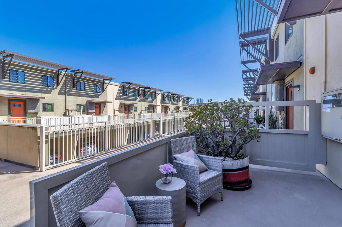 8216 Admiralty Ln, San Mateo, CA 94404-1758