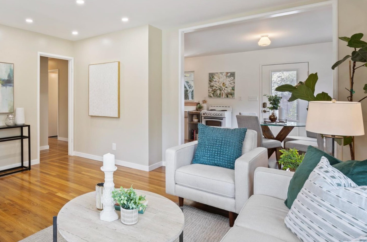 1200 Grant Rd, Los Altos CA  94024-5549 exterior