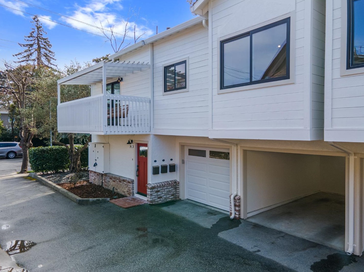 241 Bellevue Ave, San Mateo, CA 94401-2304