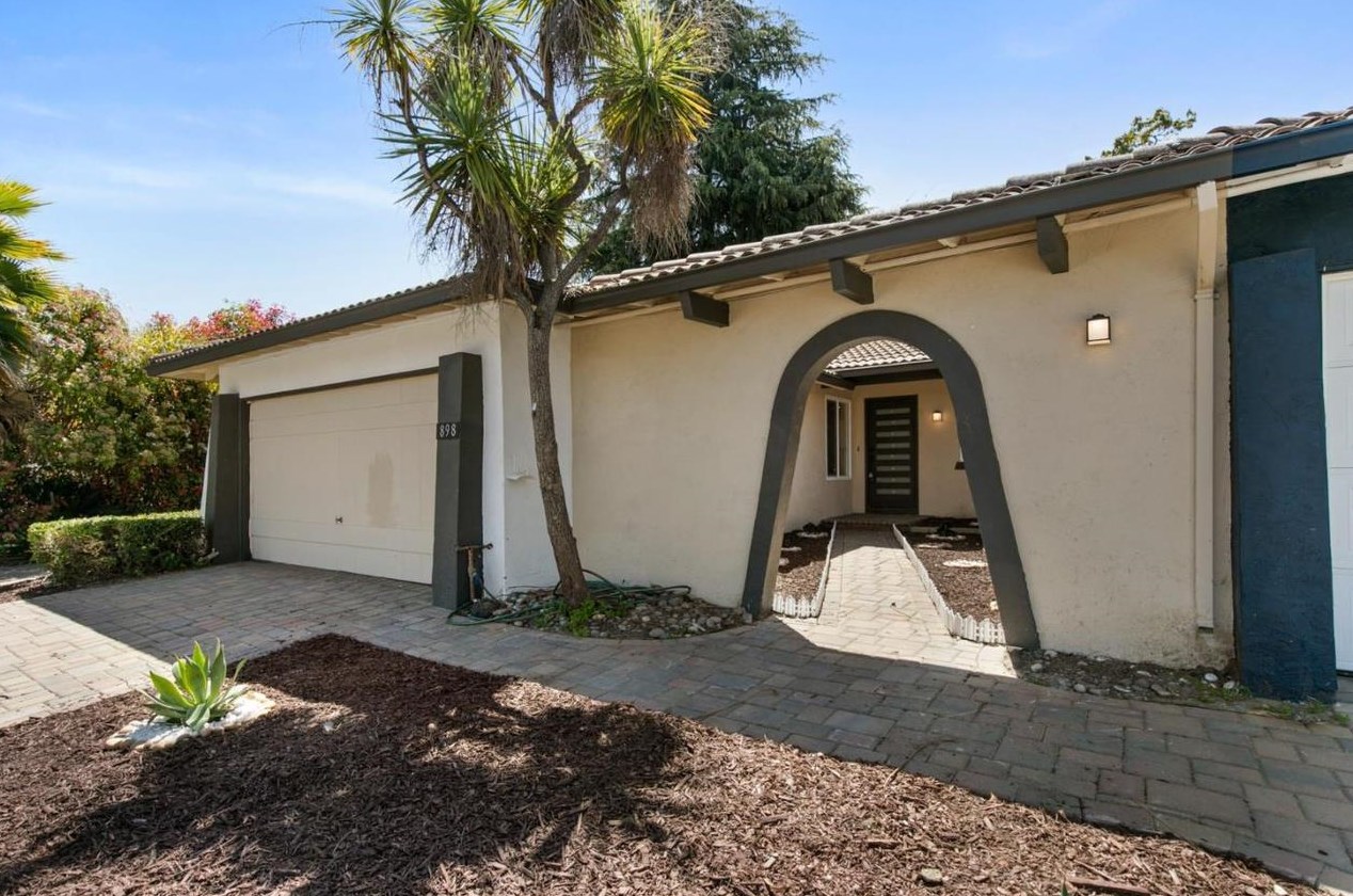 898 E Evelyn Ave, Sunnyvale, CA 94086