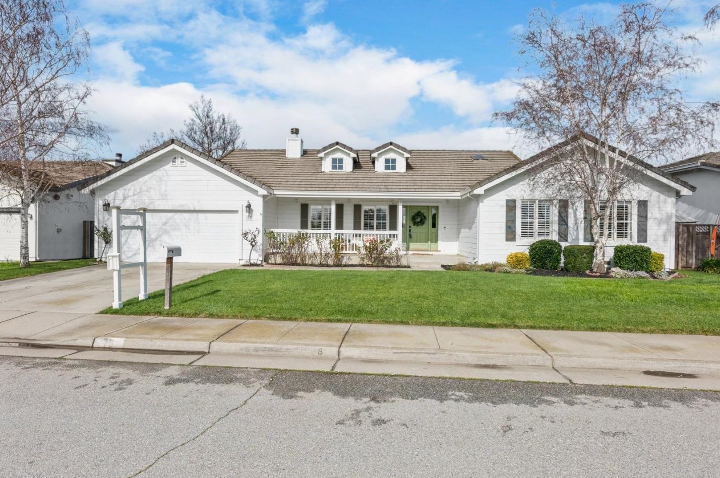 75 Paloma Dr, Morgan Hill, CA 95037