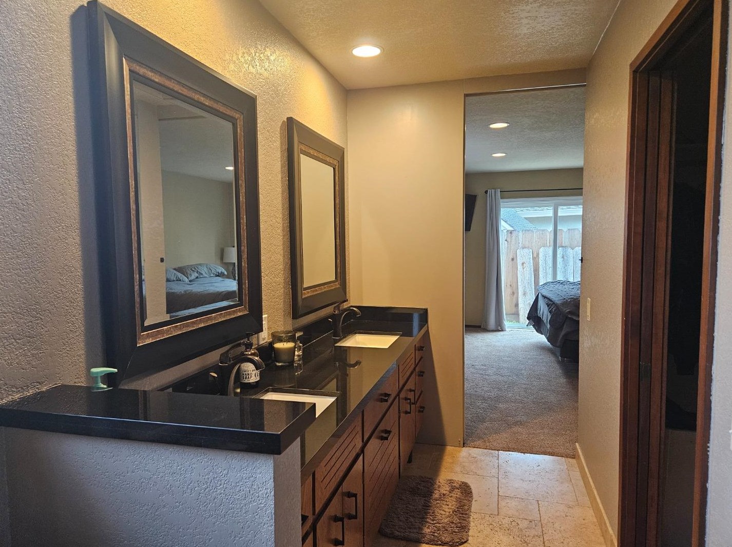 1051 Greenwood Pl, Salinas CA  93901-1813 exterior