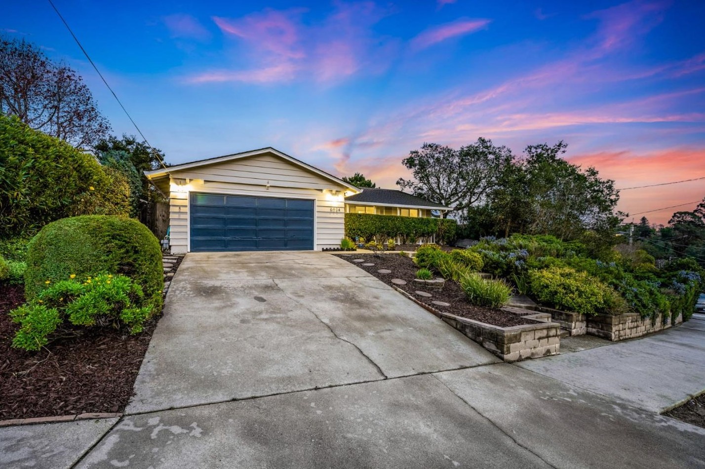5024 Thurber Ln, Santa Cruz, CA 95065-1153
