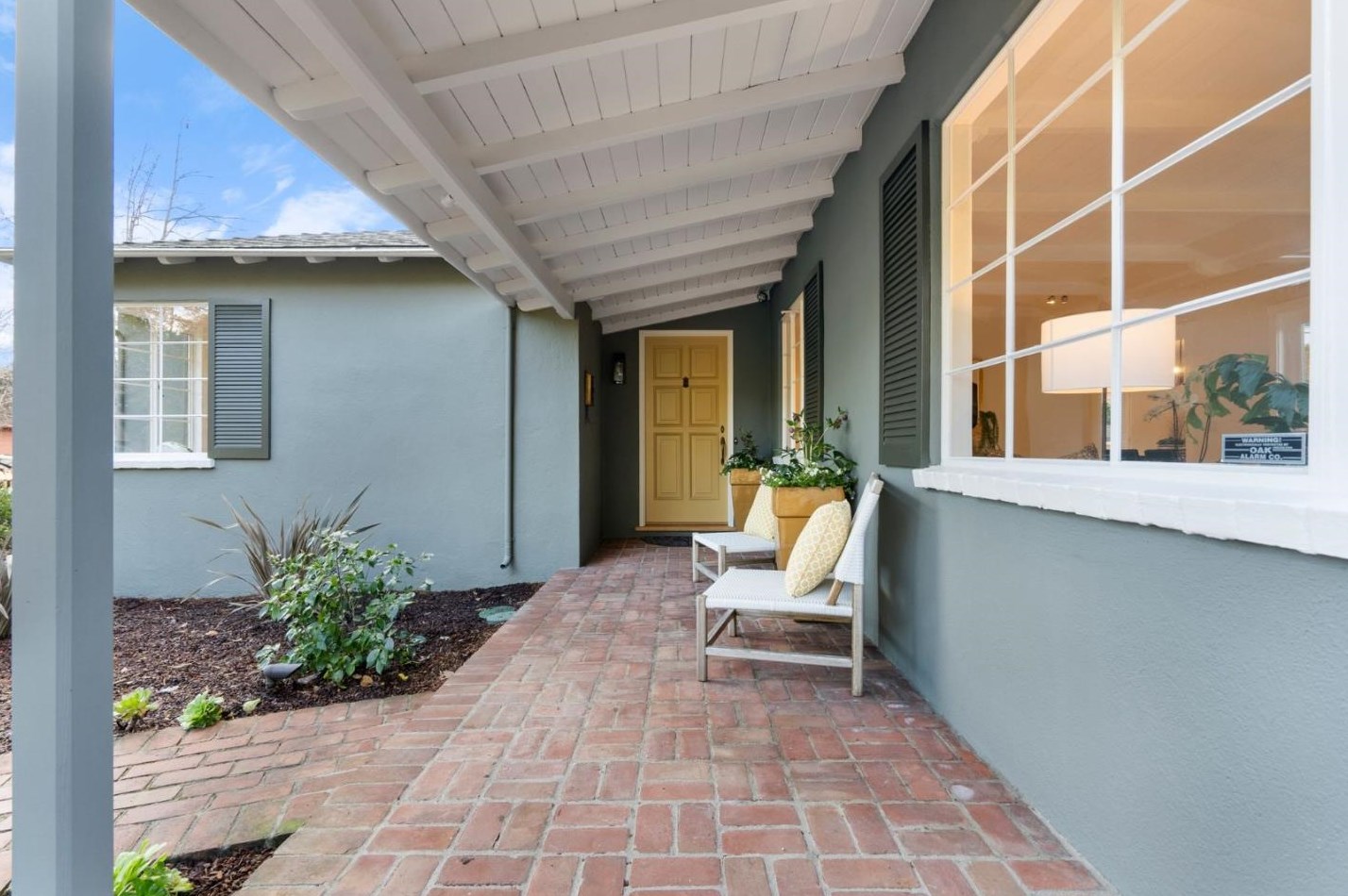 1800 Guinda St, Palo Alto, CA 94303