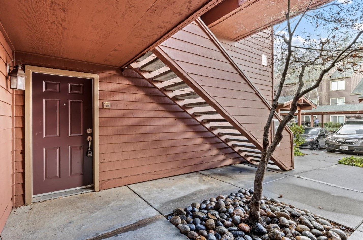 1128 Yarwood Ct, San Jose, CA 95128