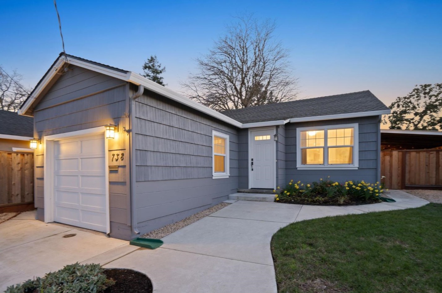 738 Sapphire St, Redwood City, CA 94061