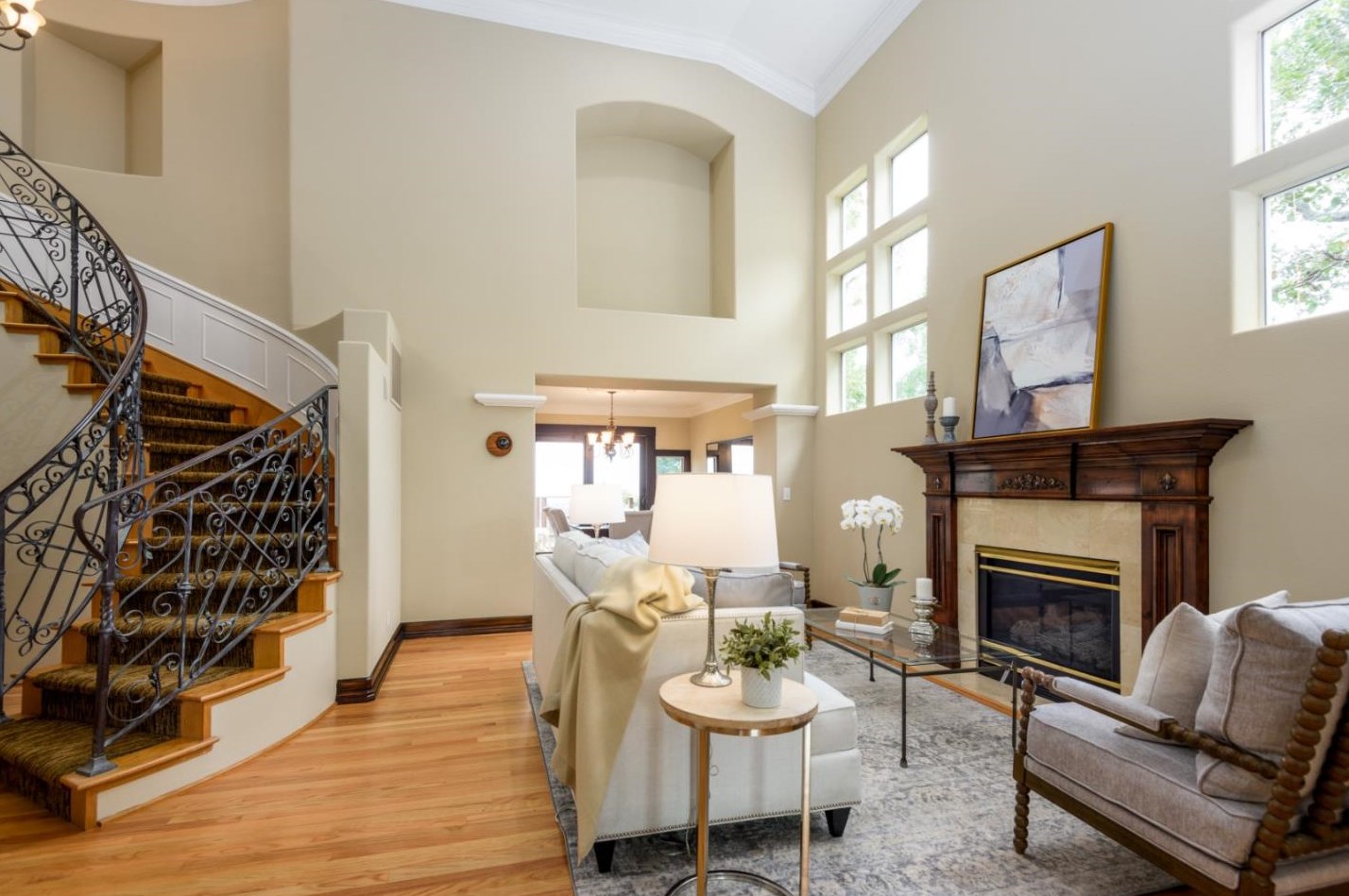 248 Club Dr, San Carlos, CA 94070