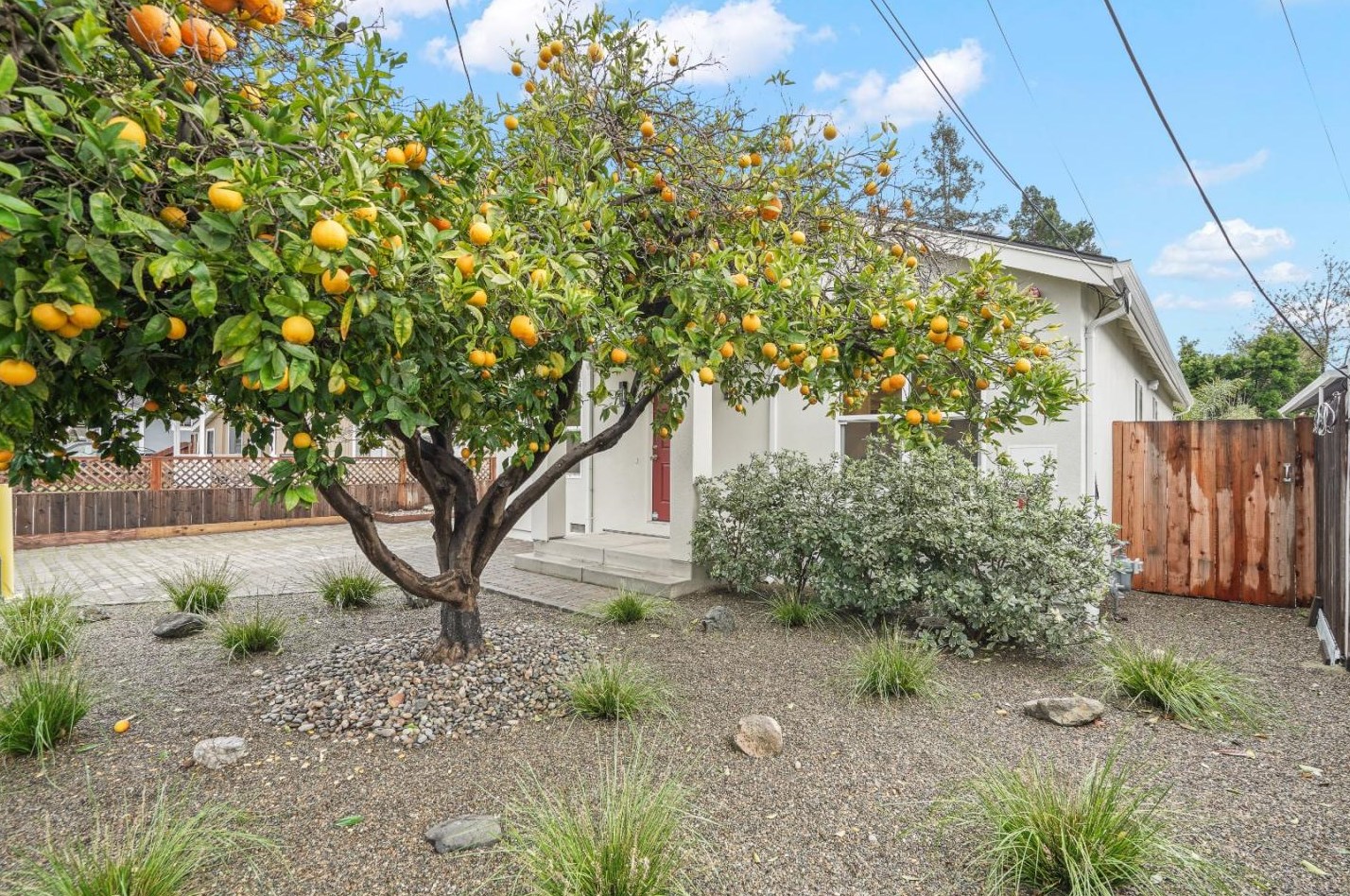 1156 Davis St, Redwood City, CA 94061
