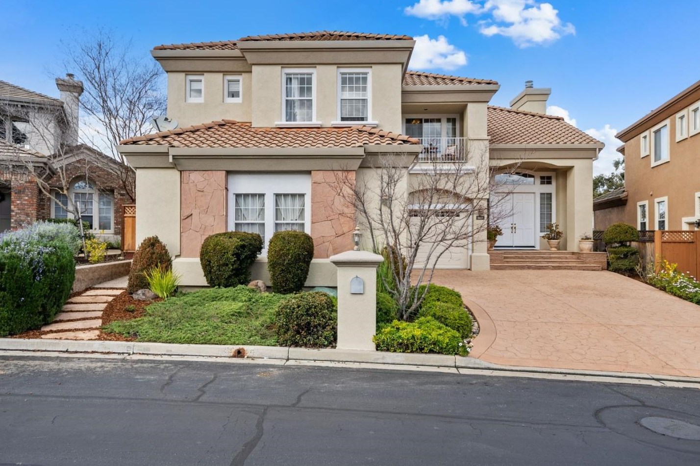 5657 Morningside Dr, San Jose, CA 95138-2229