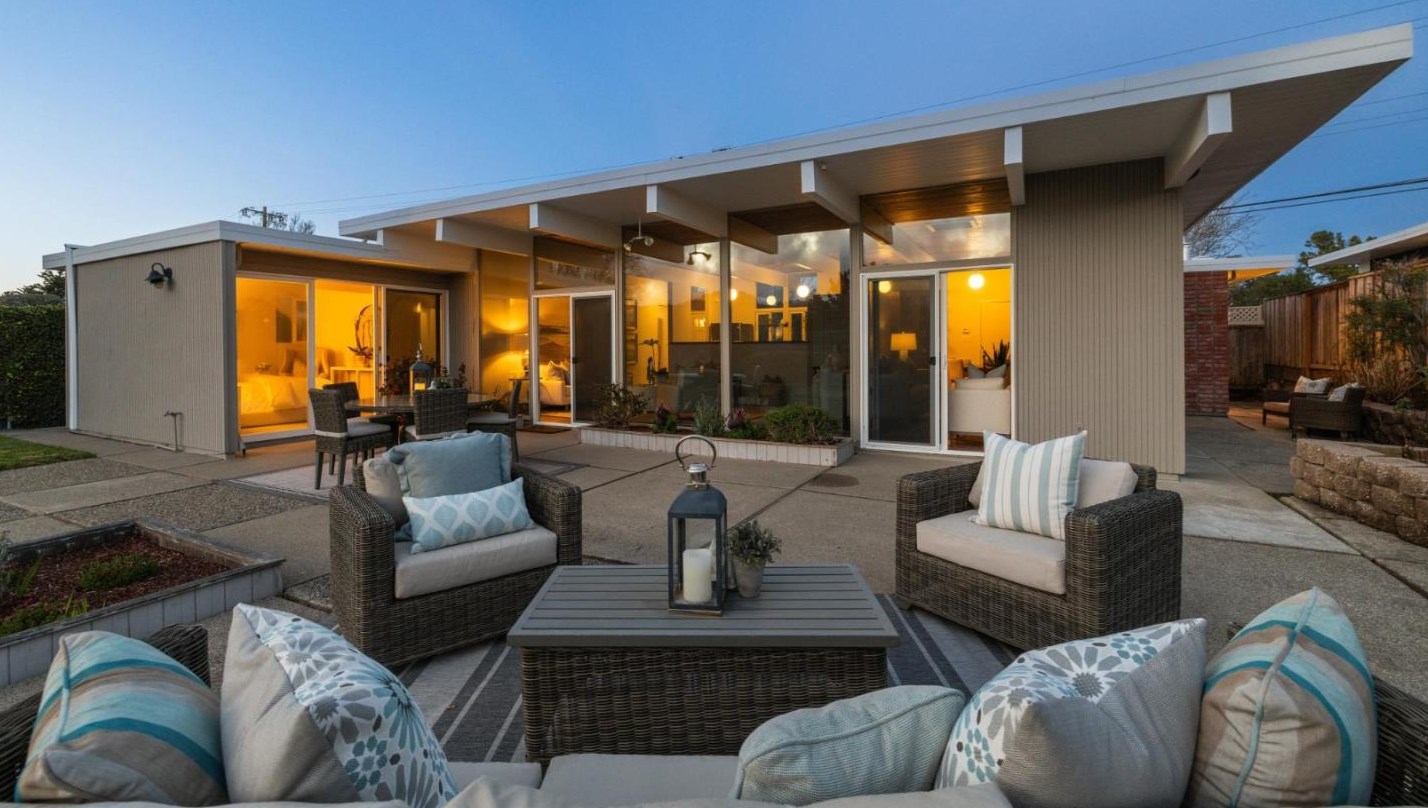 1636 Lexington Ave, San Mateo CA  94402-3836 exterior