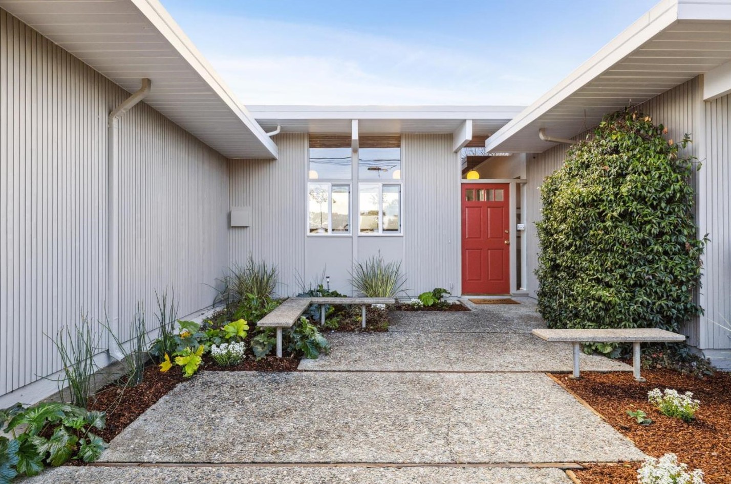 1636 Lexington Ave, San Mateo CA  94402-3836 exterior