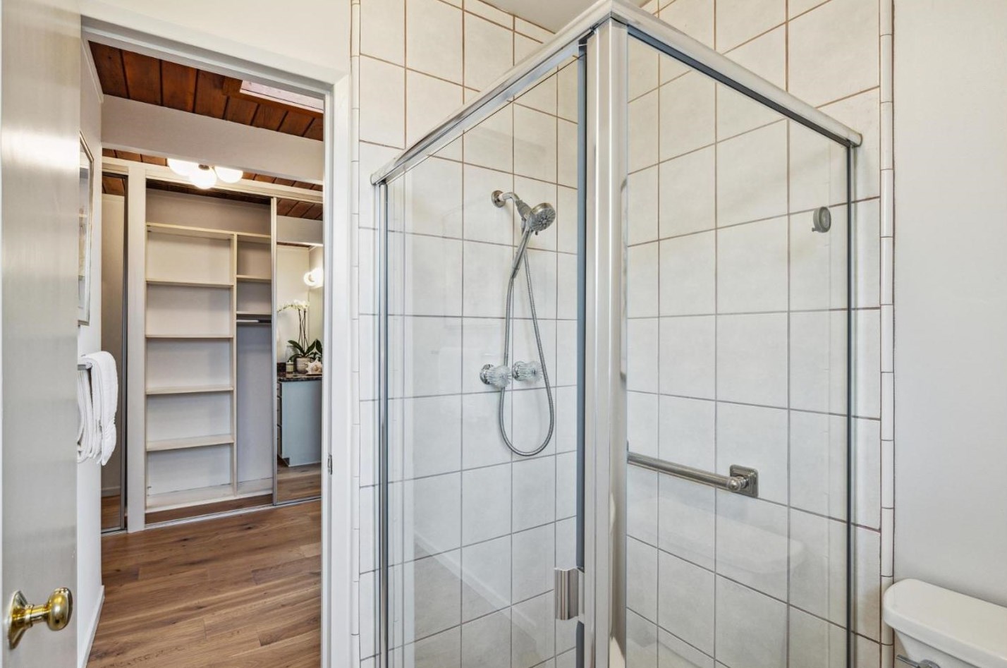 1636 Lexington Ave, San Mateo CA  94402-3836 exterior