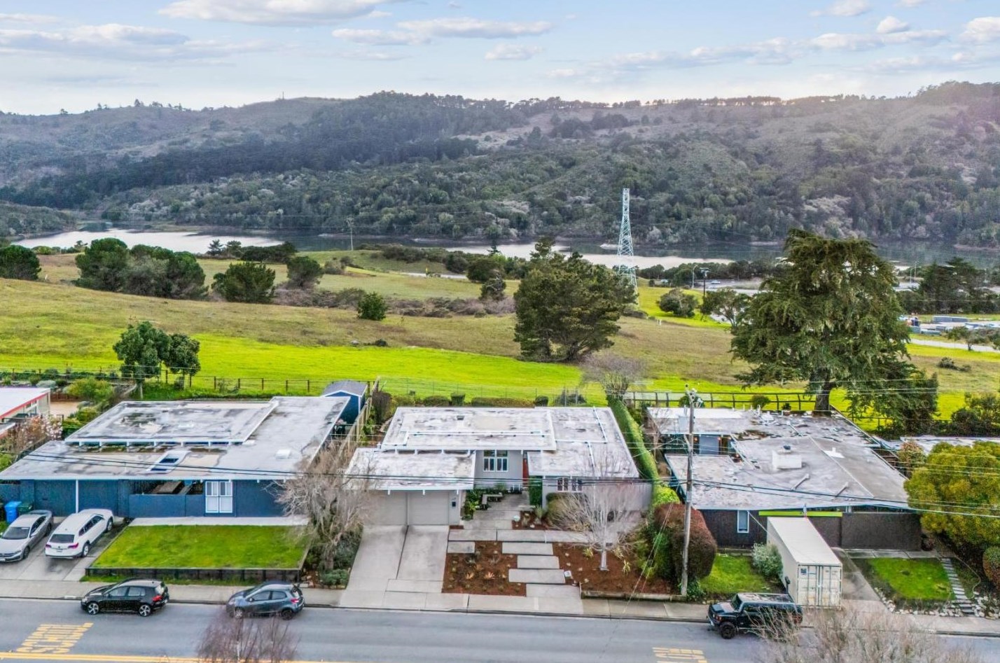 1636 Lexington Ave, San Mateo CA  94402-3836 exterior