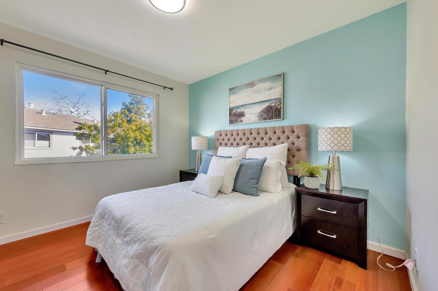 875 Erickson Ln, San Mateo CA  94404-2912 exterior