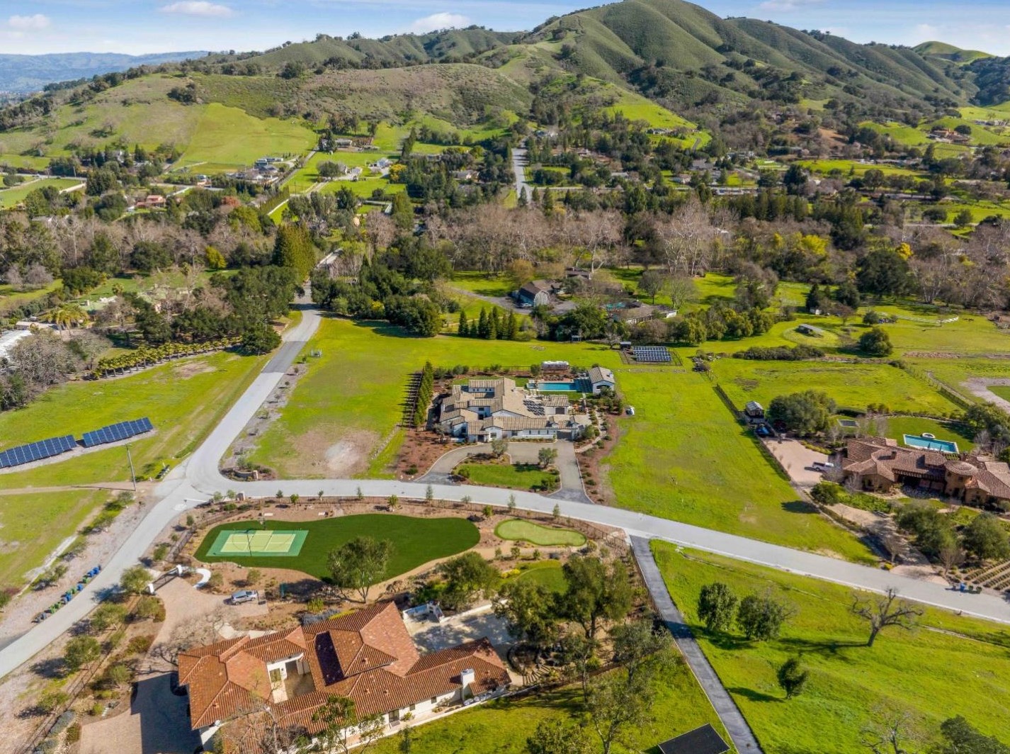 12260 Heritage Wy, Gilroy, CA 95020