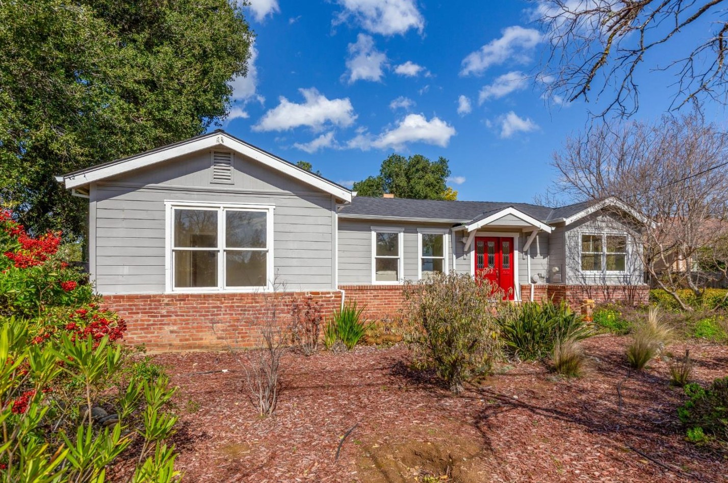 17551 Blanchard Dr, Los Gatos, CA 95030