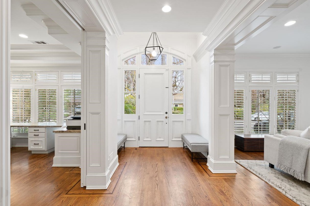 1745 Bay Laurel Dr, Menlo Park, CA 94025-5831