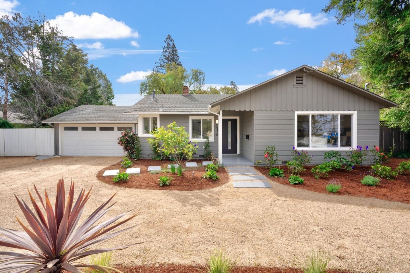 216 Almond Ave, Los Altos, CA 94022