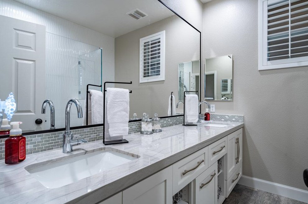 1235 Quail Ridge Way, Hollister CA  95023-9180 exterior