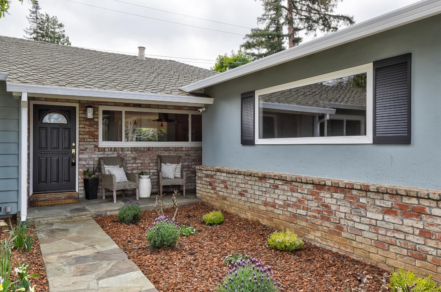 1450 Holt Ave, Los Altos, CA 94024-6956