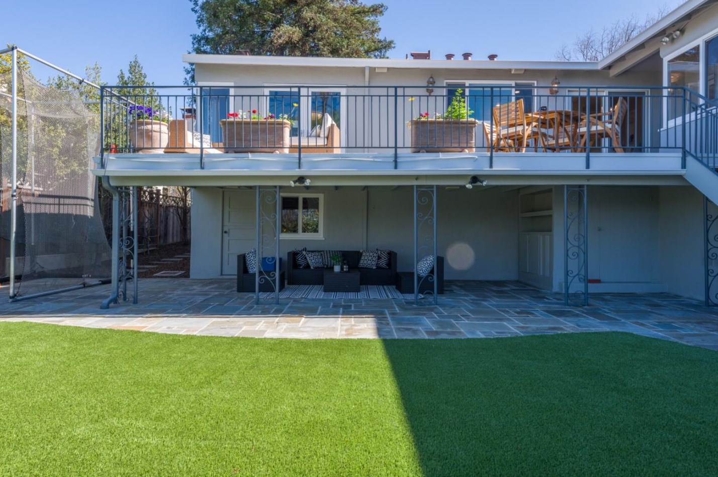 372 Virginia Ave, San Mateo CA  94402-2262 exterior