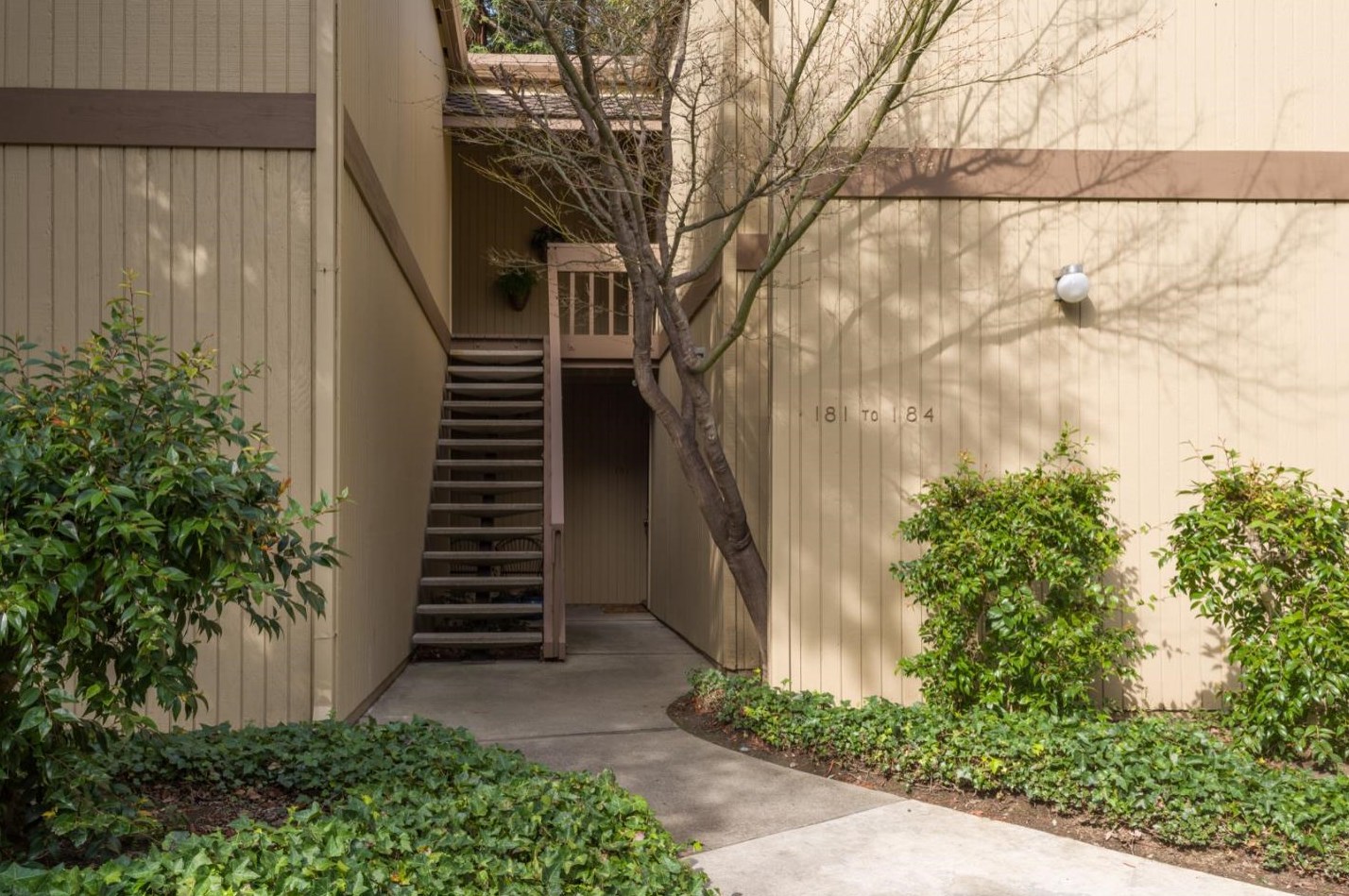 505 Cypress Point Dr 183, Mountain View, CA 94043