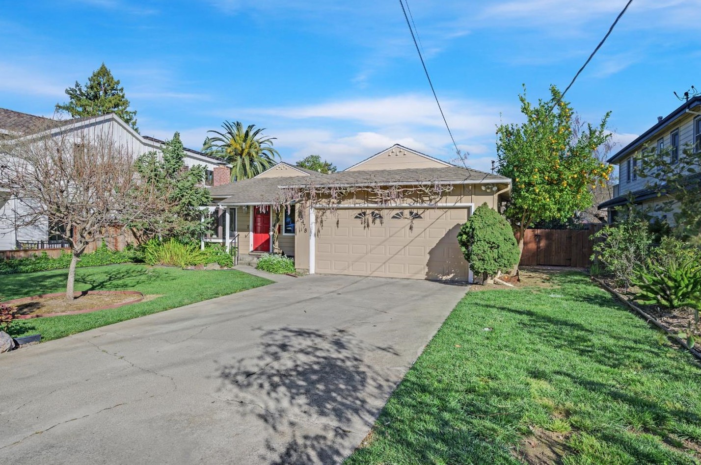 16478 Hilow Rd, Los Gatos, CA 95032