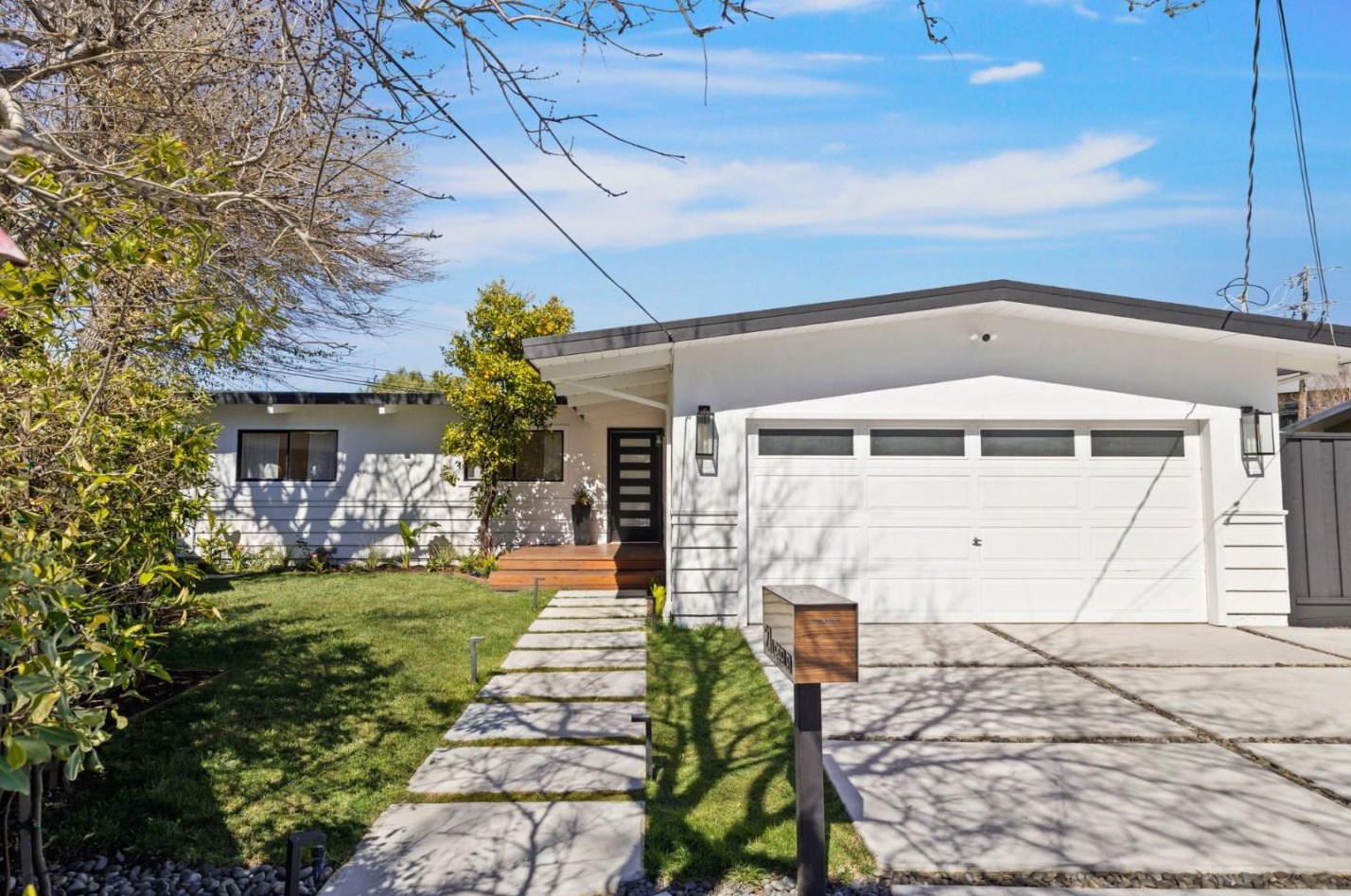 21 Lorelei Ln, Menlo Park, CA 94025-1715