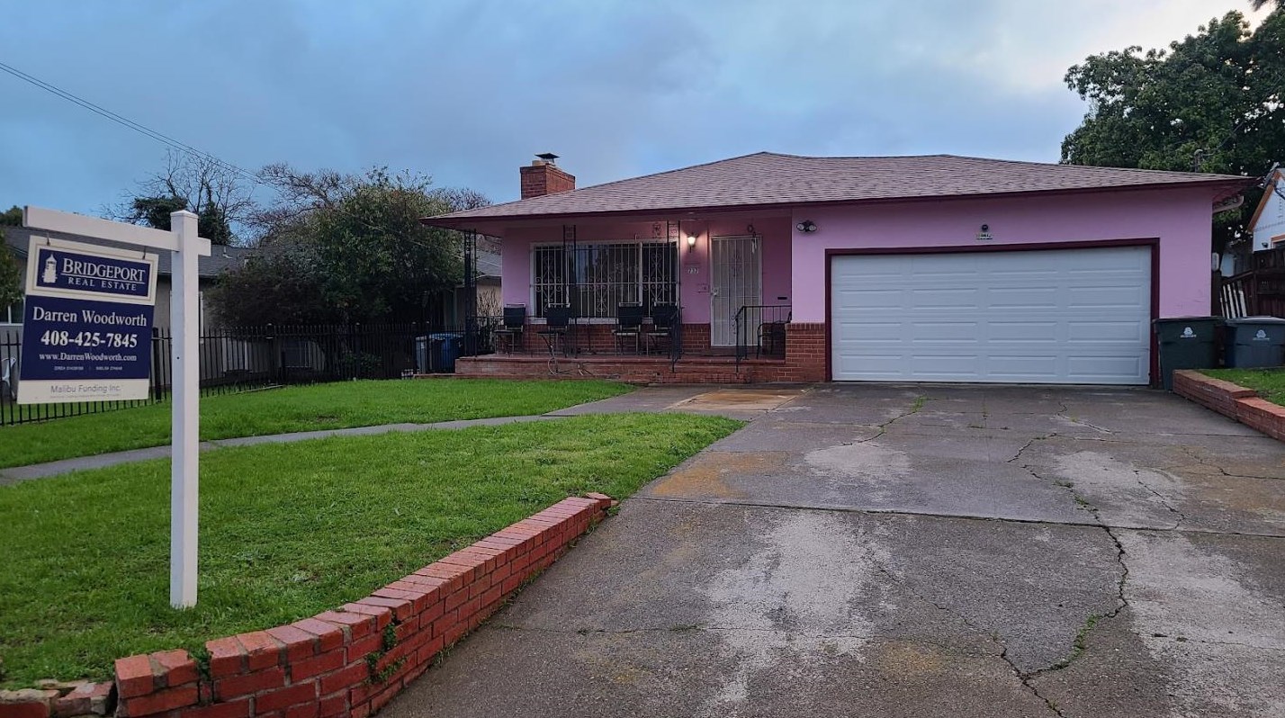 737 5th St, Vallejo, CA 94590