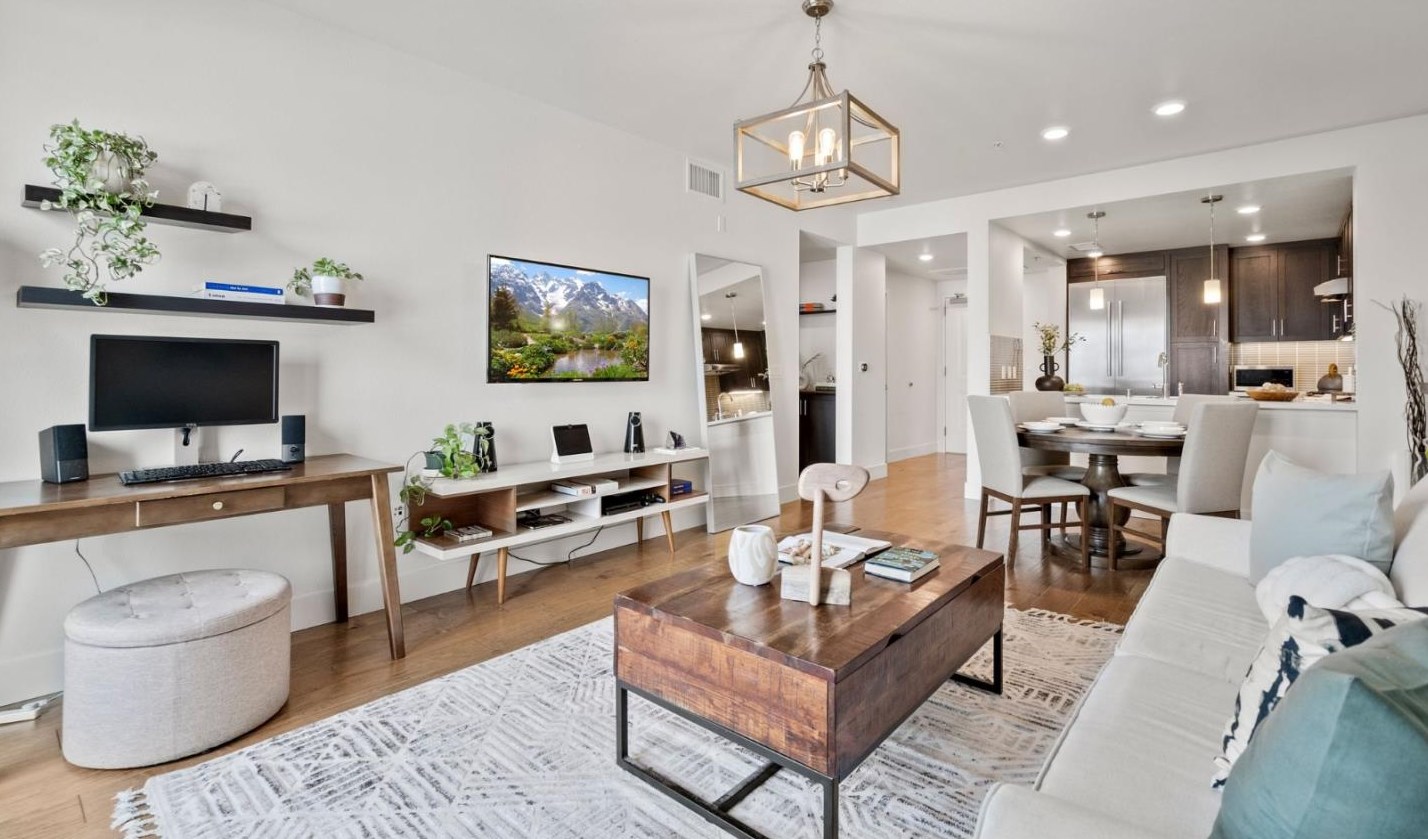 657 Walnut St 413, San Carlos, CA 94070