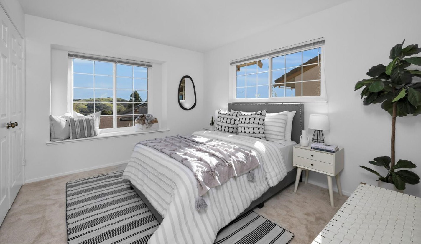 1850 Parkwood Dr, San Mateo CA  94403-3958 exterior