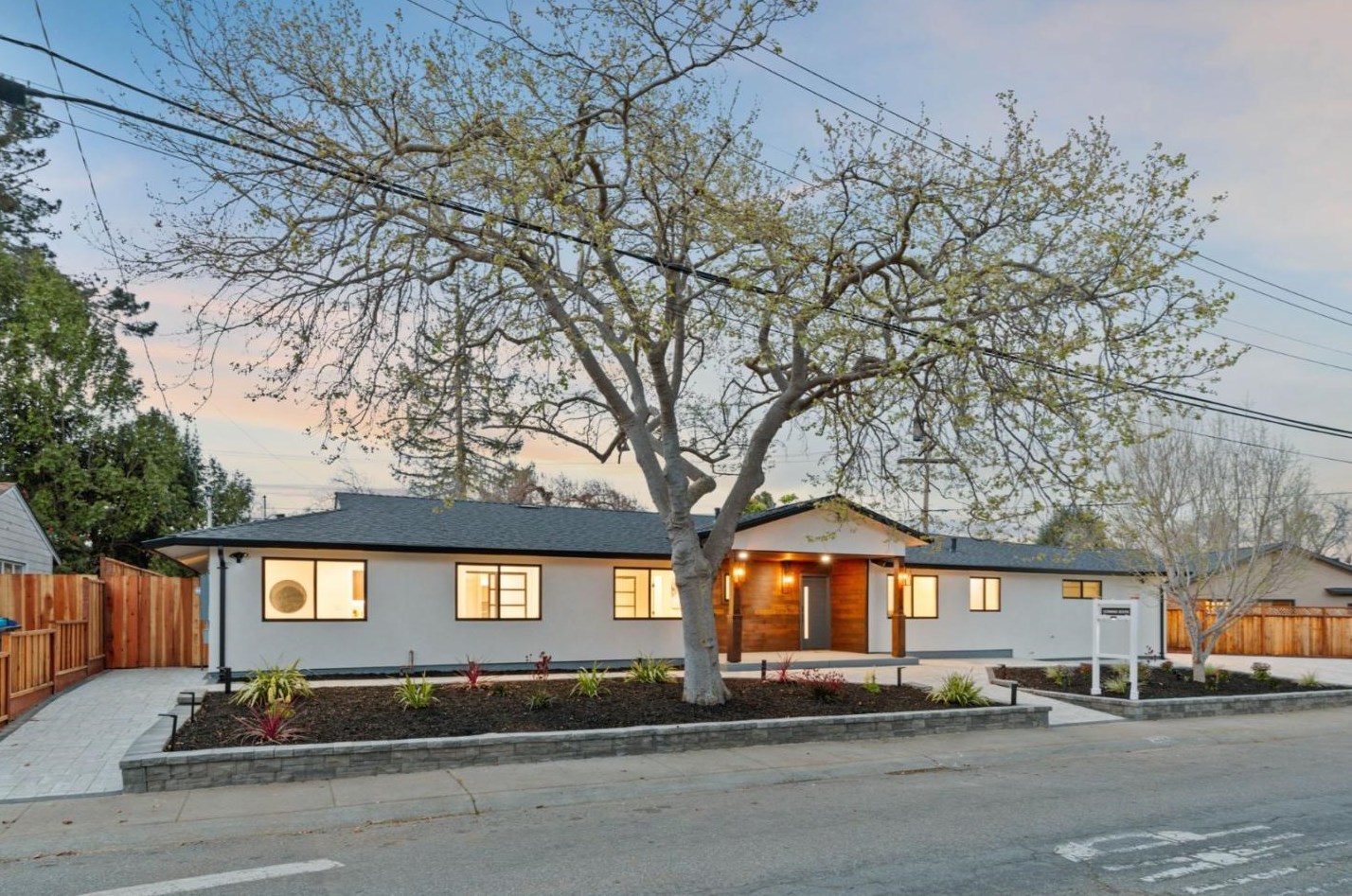 1174 Clark Ave, Mountain View, CA 94040-2213