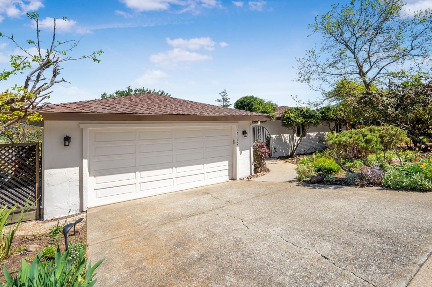17020 John Telfer Dr, Morgan Hill, CA 95037-4724