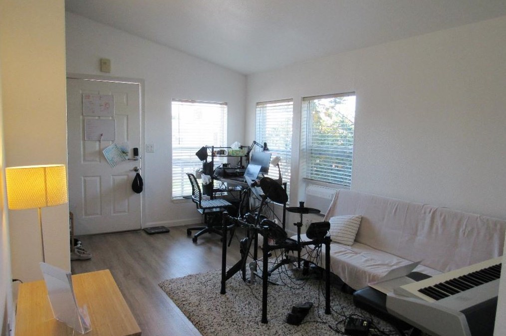 440 Moffett Blvd 29, Mountain View, CA 94043